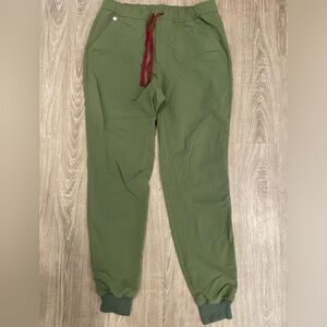 Figs men’s scrub pants. Olive. Medium. Tansen